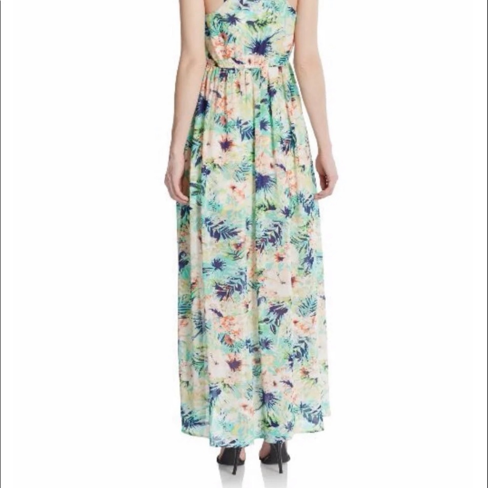 Colorful and Soft Summer Maxi Dress - Picture 4 of 5